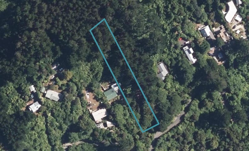 28 Avro Road, BLUE MOUNTAINS, UPPER HUTT - Carousel 1