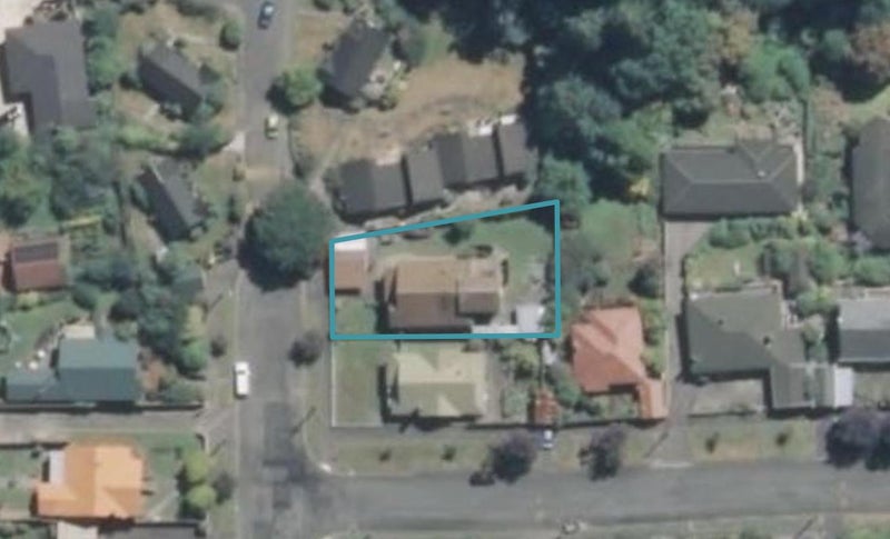 13 St Johns Avenue, Highfield, Timaru - Carousel 1