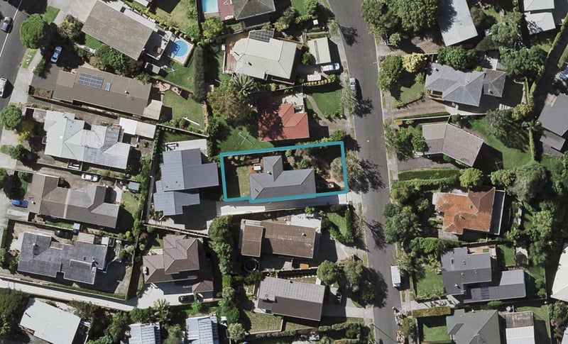 9 Thorp Street, Saint Johns, Auckland - Carousel 1