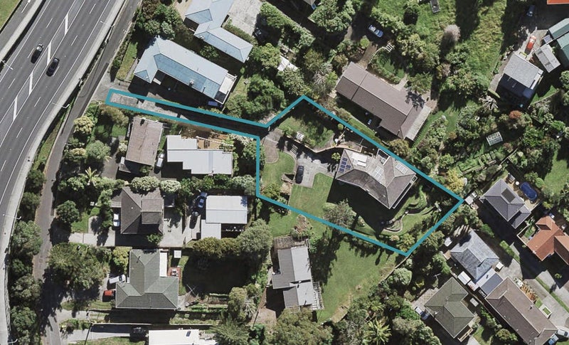 541 Glenfield Road, Glenfield, Auckland - Carousel 1