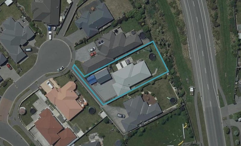 7 Eliza Place, Aidanfield, Christchurch - Carousel 1
