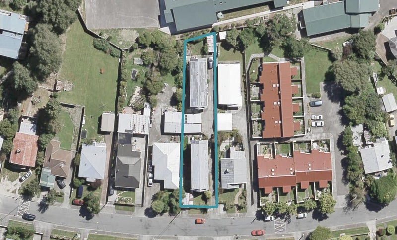 4/15 Douglas ST, GRACEFIELD, LOWER HUTT - Carousel 1