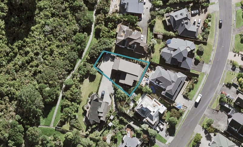 23A Sylvania Crescent, Lynfield, Auckland - Carousel 1