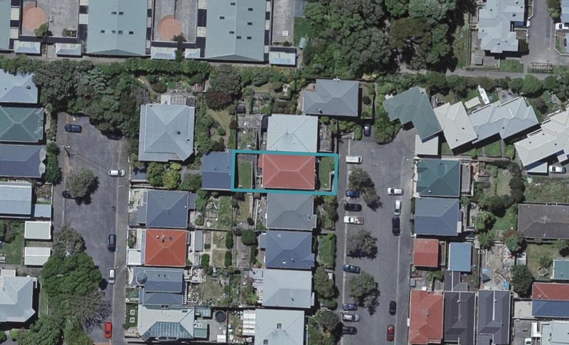 9 Burwah Street, Berhampore, Wellington - Carousel 1