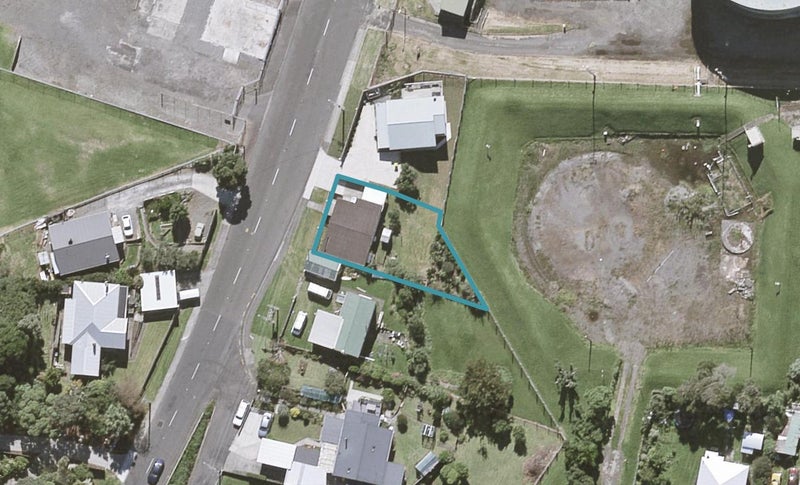 23 Ngamotu Road, Moturoa, New Plymouth - Carousel 1