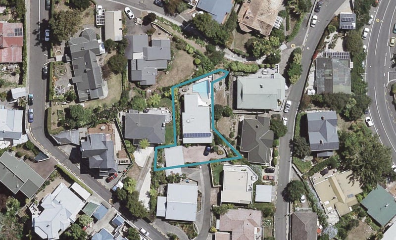 10 Sealy Road, Bluff Hill, Napier - Carousel 1