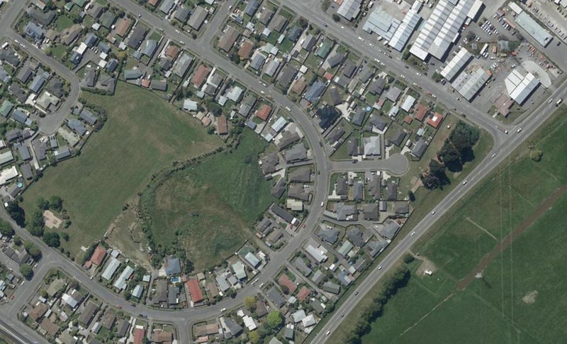 46 Bayswater Crescent, Bromley, Christchurch - Carousel 1