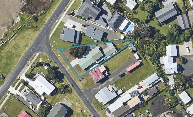 1 Tatai Road, Bowentown, Katikati - Carousel 1