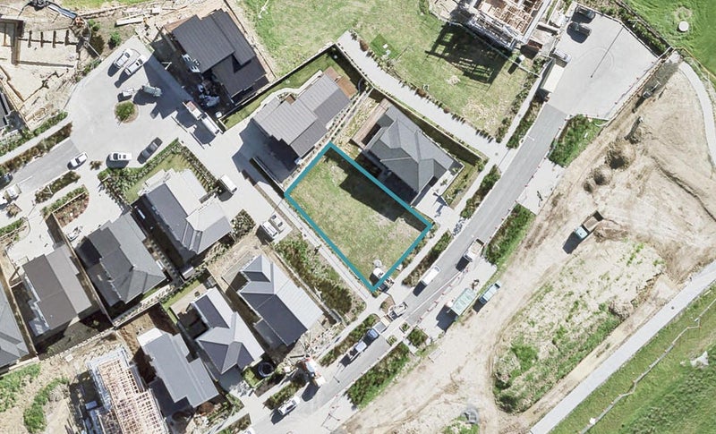13 Headland Drive, Long Bay, Auckland - Carousel 1