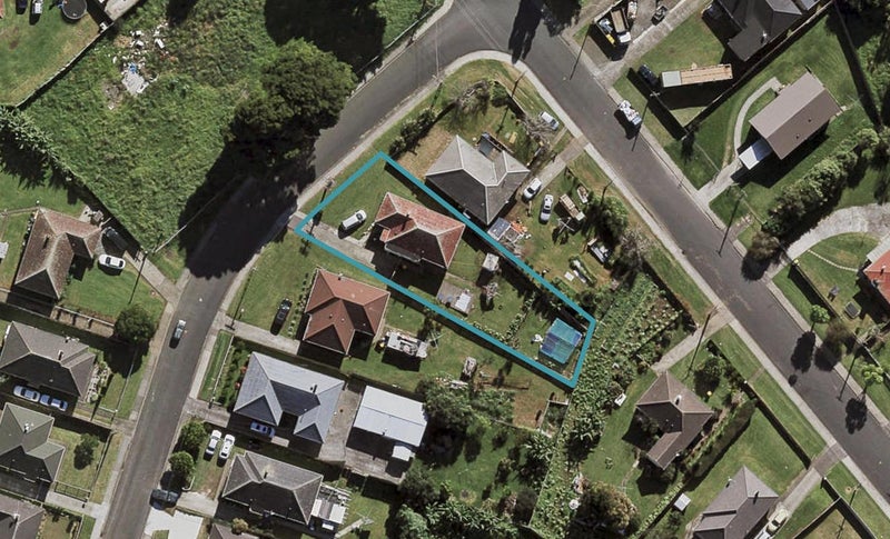 4 Firth Crescent, Otara, Auckland - Carousel 1