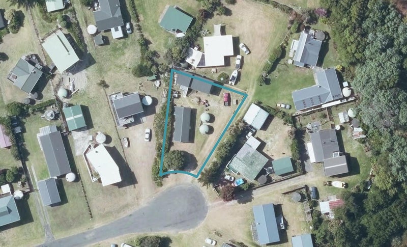 5 Pipi Crescent, Māhia - Carousel 1