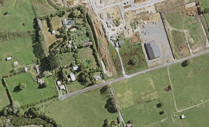 7 Ngakoro Road, Karaka, Papakura - Carousel 1