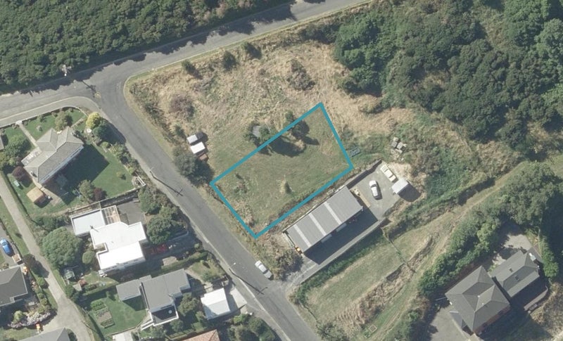 20 Ascog Road, Ravensbourne, Dunedin - Carousel 1