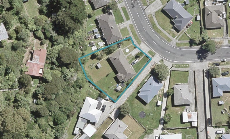 388 George Street, Stokes Valley, Lower Hutt - Carousel 1