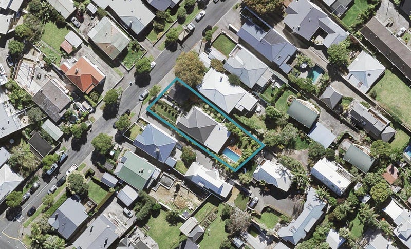 68 Wellpark Avenue, Grey Lynn, Auckland - Carousel 1