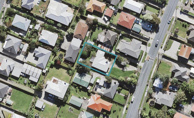 46 Kelwyn Road, Kelston, Auckland - Carousel 1