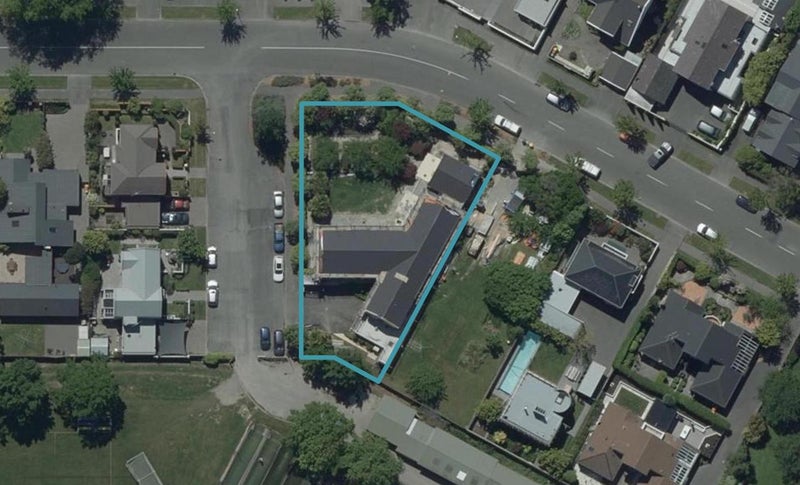15 Weka Street, Fendalton, Christchurch - Carousel 1