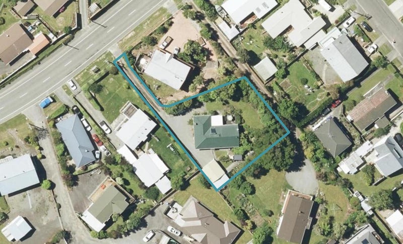 260 Waikawa Road, Waikawa, Picton - Carousel 1