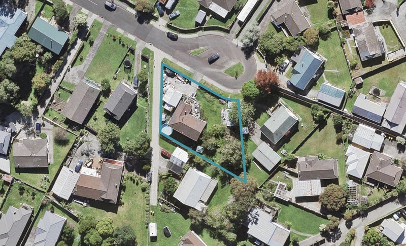16 Meilland Place, Glen Eden, Auckland - Carousel 1