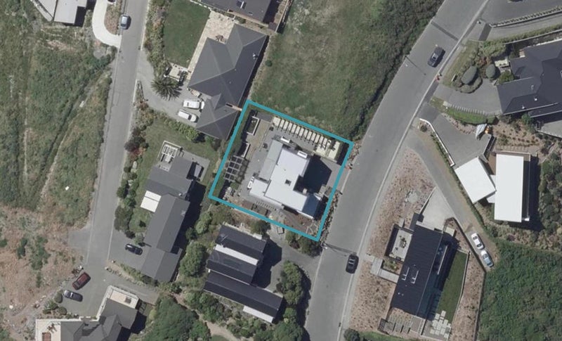 92 Glenstrae Road, Redcliffs, Christchurch - Carousel 1