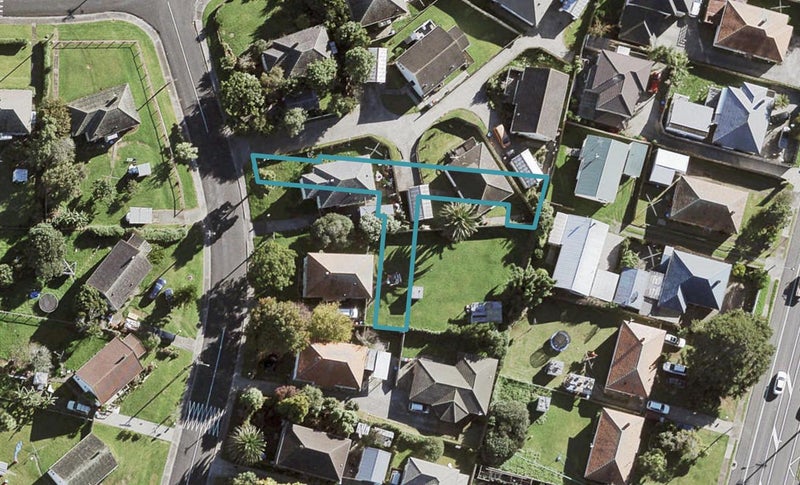 9 Ofanoa Lane, Mount Roskill, Auckland - Carousel 1