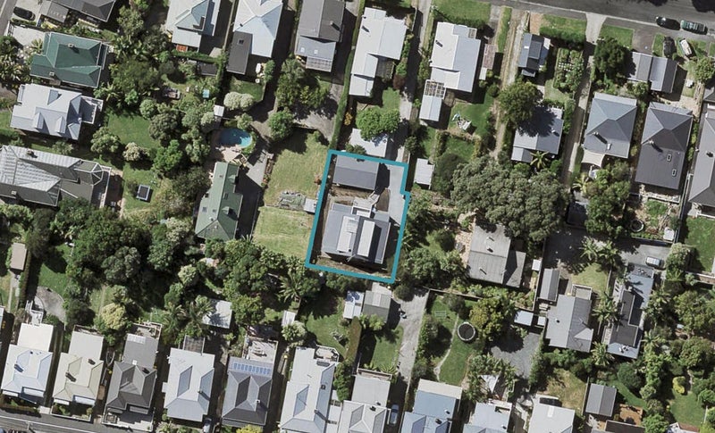 31A Rutland Road, Stanley Point, Auckland - Carousel 1