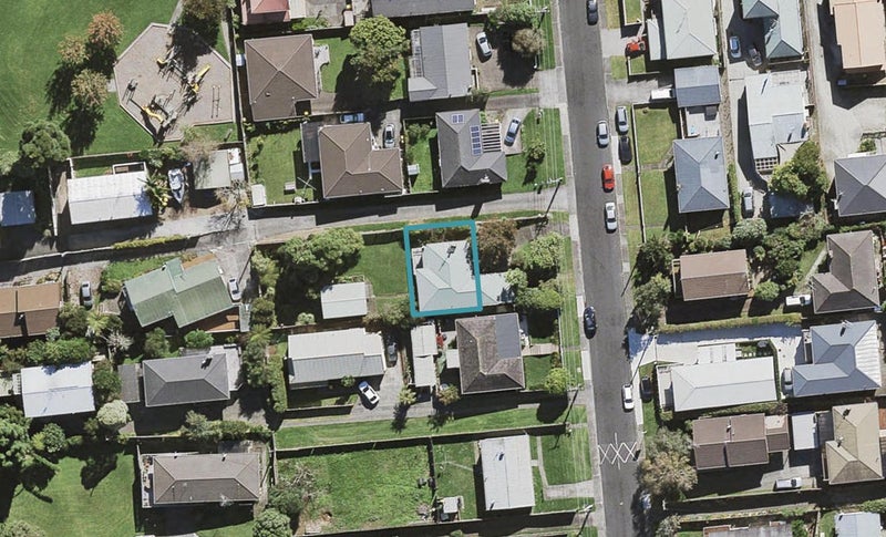 16B Elliott Avenue, Bayview, Auckland - Carousel 1