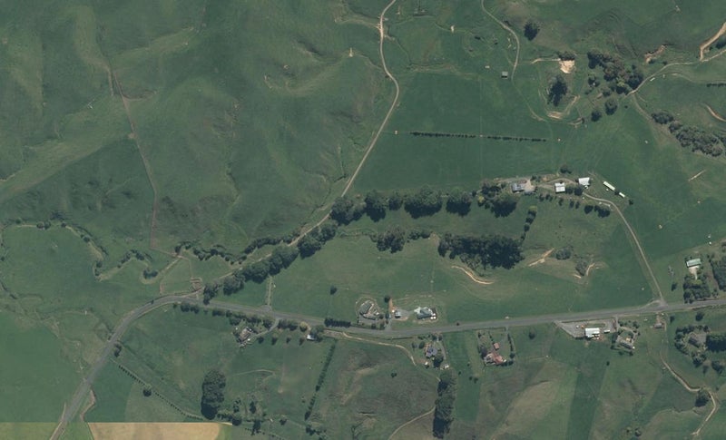 255 Tahuroa Road, Morrinsville - Carousel 1
