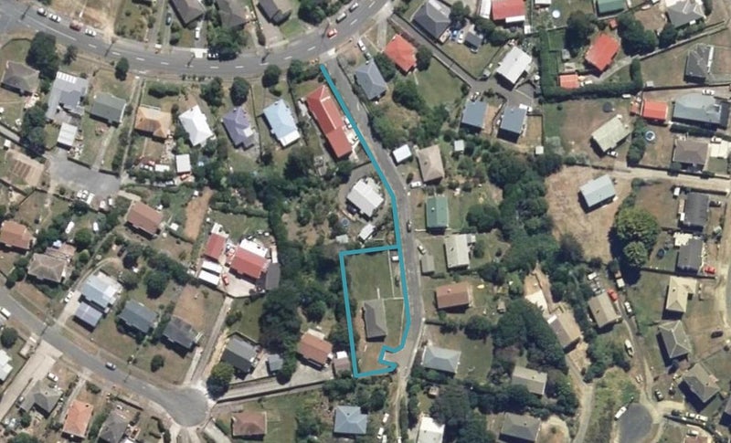 4 Roiri Way, Titahi Bay, Porirua - Carousel 1