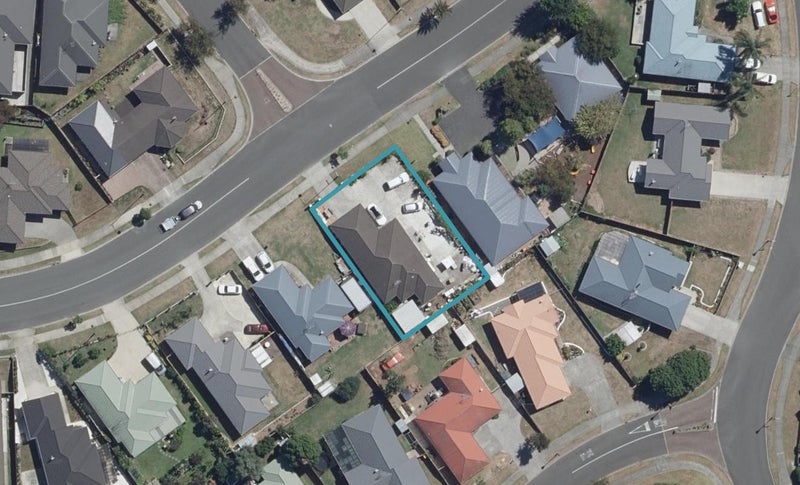 39 Farnborough Drive, Nawton, Hamilton - Carousel 1