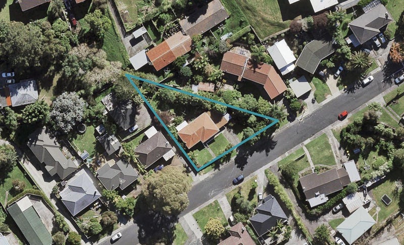 80 Marlborough Avenue, Glenfield, Auckland - Carousel 1