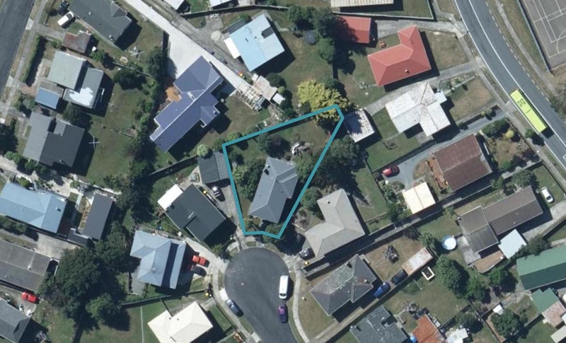 22 Stipulate Place, Ascot Park, Porirua - Carousel 1