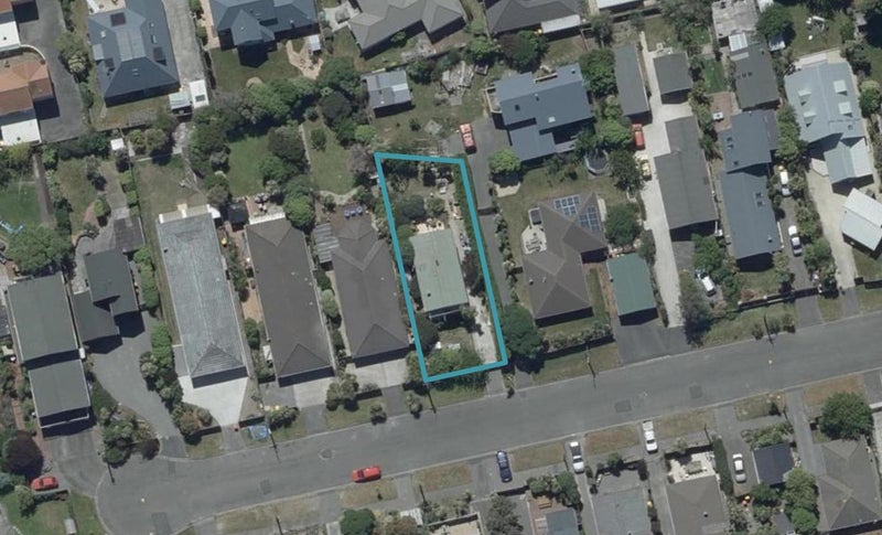 29 Larnach Street, Waimairi Beach, Christchurch - Carousel 1