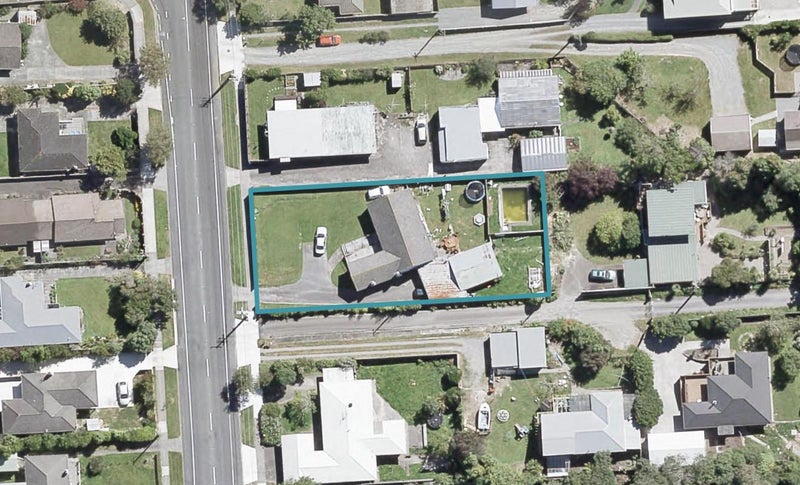 335 Stokes Valley Road, Stokes Valley, Lower Hutt - Carousel 1