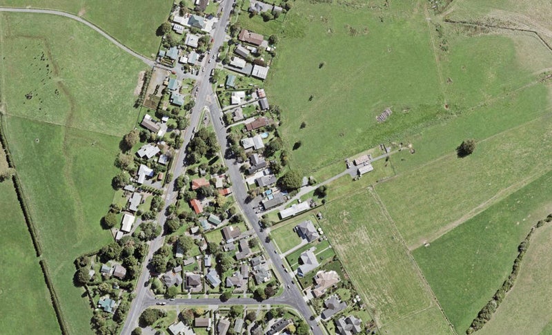 12 Monument Road, Clevedon, Papakura - Carousel 1