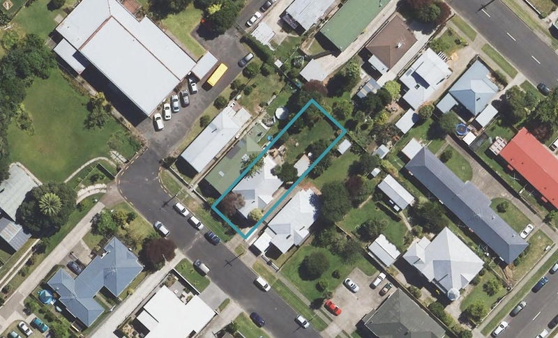 3 Temple Street, Gisborne, Gisborne - Carousel 1