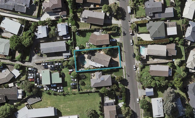 19 Thorp Street, Saint Johns, Auckland - Carousel 1
