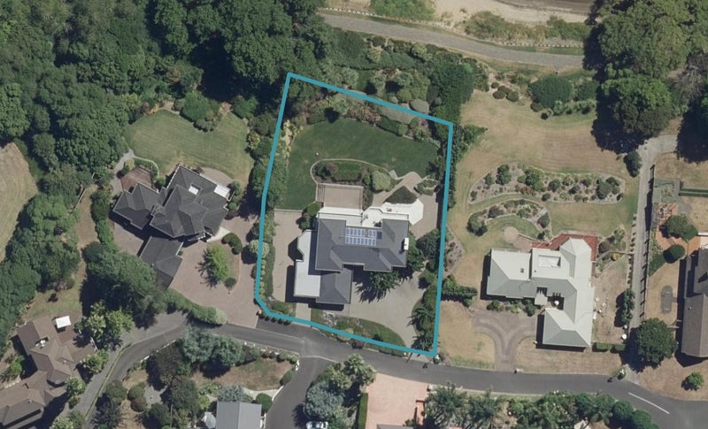8 River Oaks Place, Pukete, Hamilton - Carousel 1