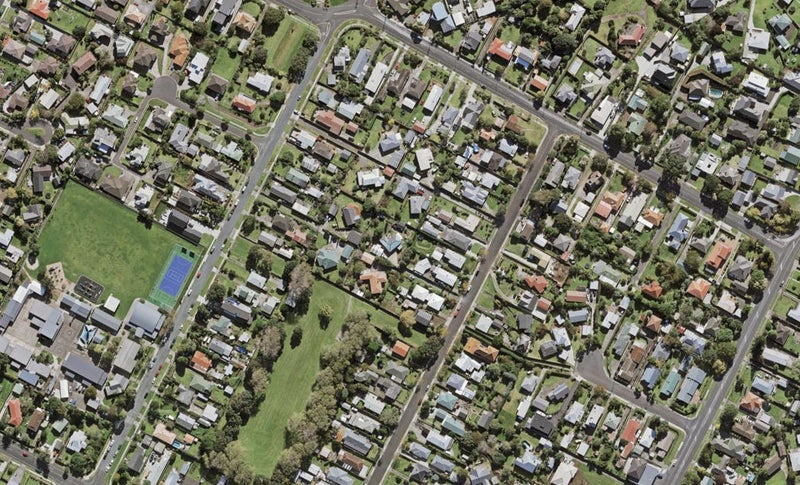 5 Kaaramuramu Lane, Mangere Bridge, Auckland - Carousel 1