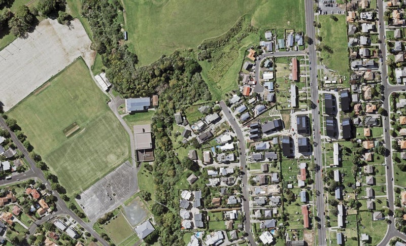 52 Takitimu Street, Orakei, Auckland - Carousel 1