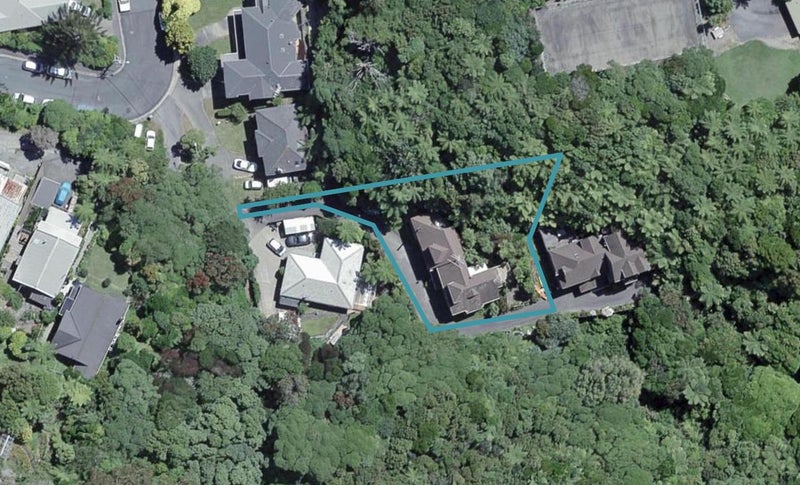 1/43 Burrows Avenue, Karori, Wellington - Carousel 1