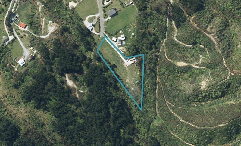 61 Nyhane Drive, Takaka - Carousel 1