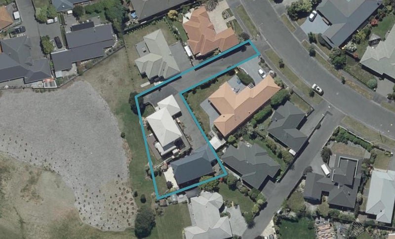 1/23 Orlando Crescent, Waimairi Beach, Christchurch - Carousel 1