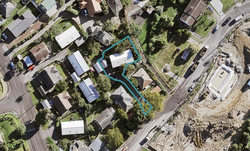 2/55 Waterbank Crescent, Waterview, Auckland - Carousel 1