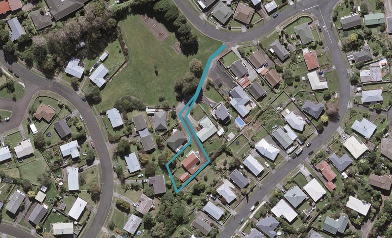 19E Kenmore Street, Westown, New Plymouth - Carousel 1