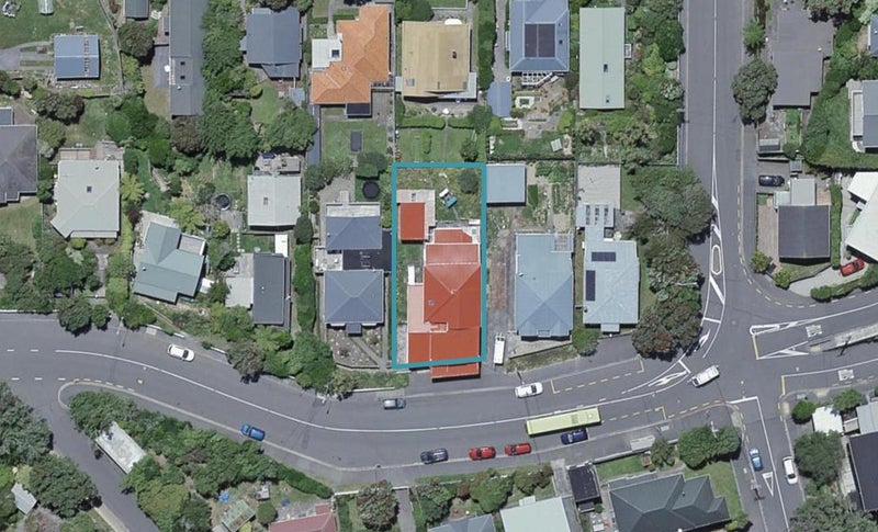 137 Northland Road, Northland, Wellington - Carousel 1