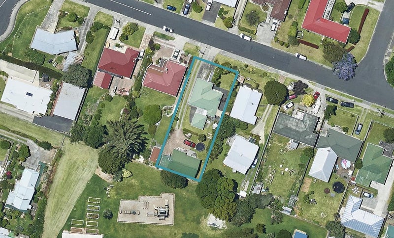 30 Merivale Road, Parkvale, Tauranga - Carousel 1