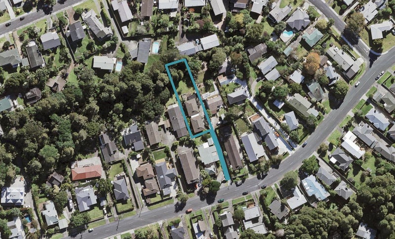 1/36 Moore Street, Hillcrest, Auckland - Carousel 1