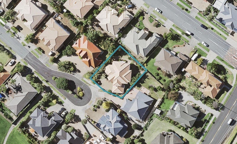 16 Tumbridge Place, Somerville, Manukau - Carousel 1