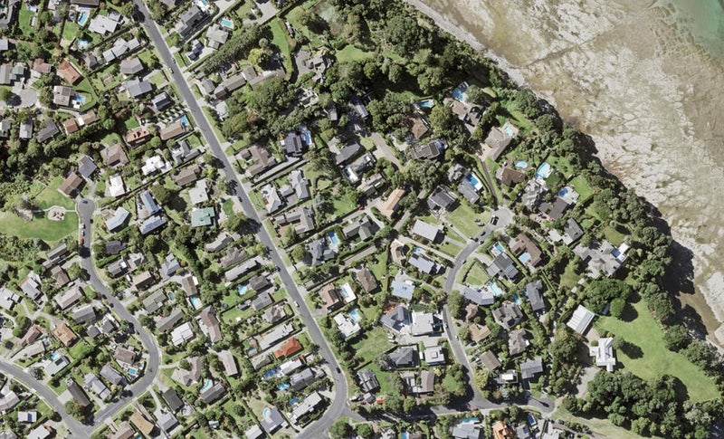 1 Glenoaks Rise, Mellons Bay, Auckland - Carousel 1